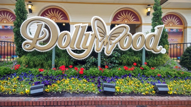 World's Fastest Wooden Roller Coaster Coming to Dollywood